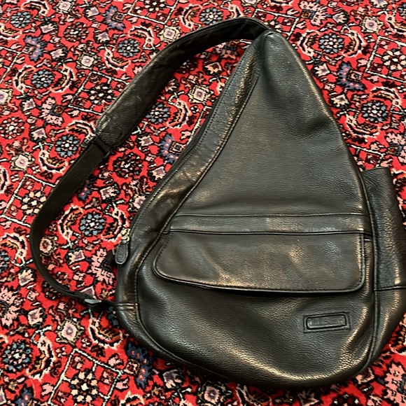 Black Leather Sling Bag - Picture 11 of 16